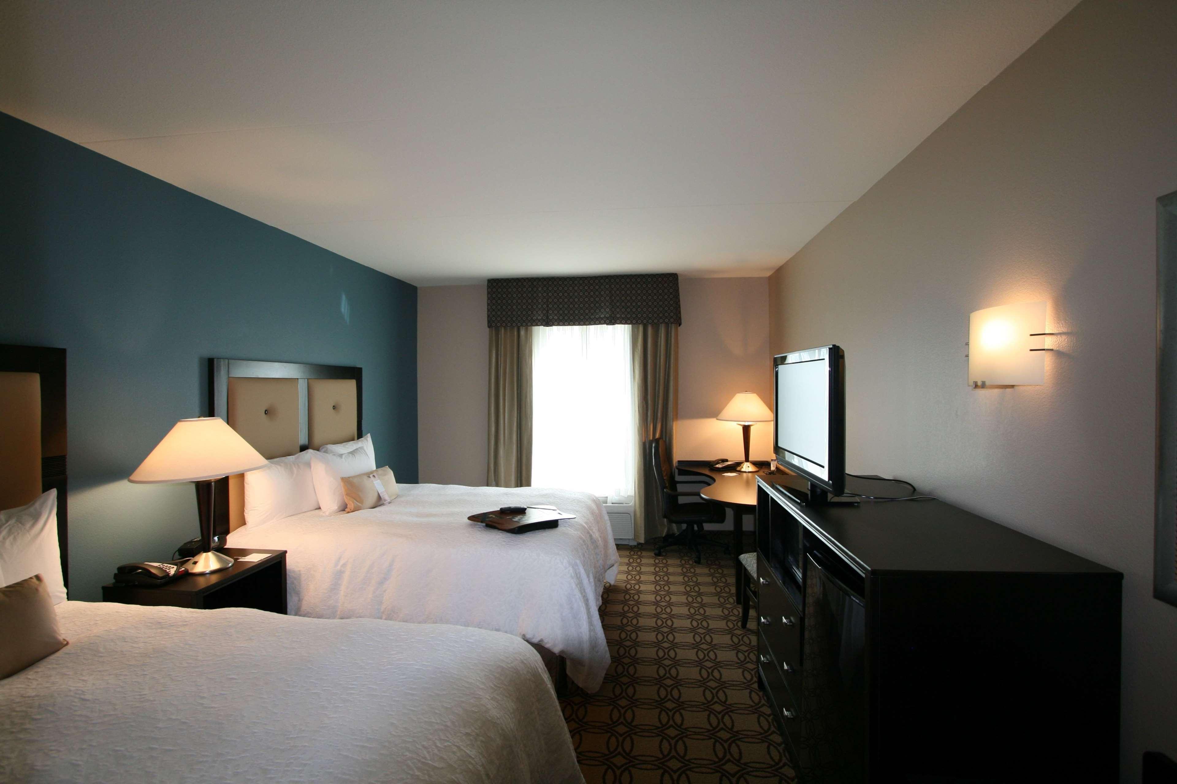 Hampton Inn & Suites Charlotte-Airport Dış mekan fotoğraf