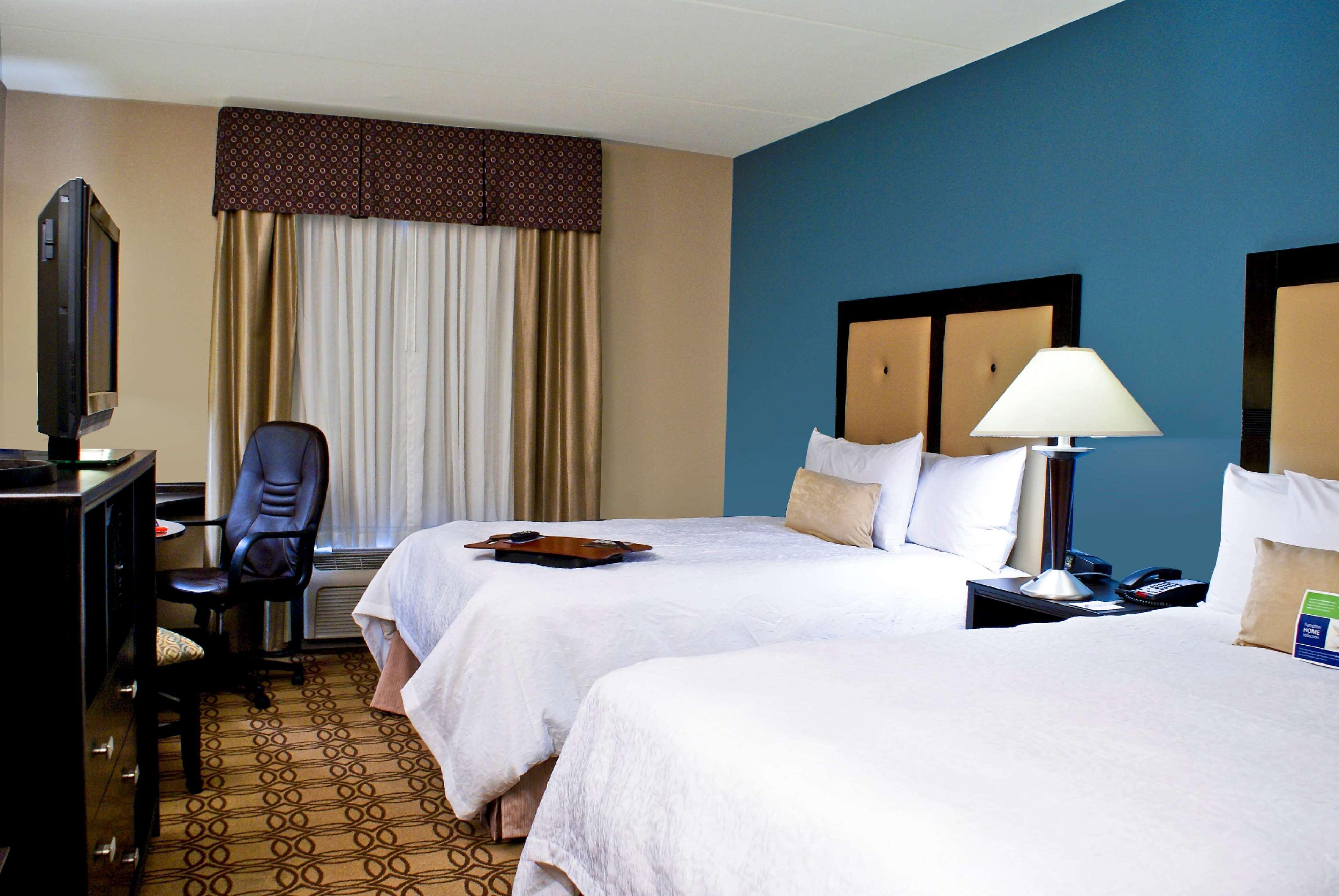 Hampton Inn & Suites Charlotte-Airport Dış mekan fotoğraf