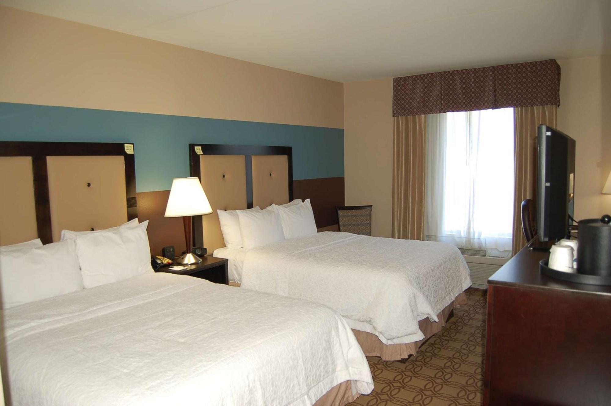 Hampton Inn & Suites Charlotte-Airport Dış mekan fotoğraf