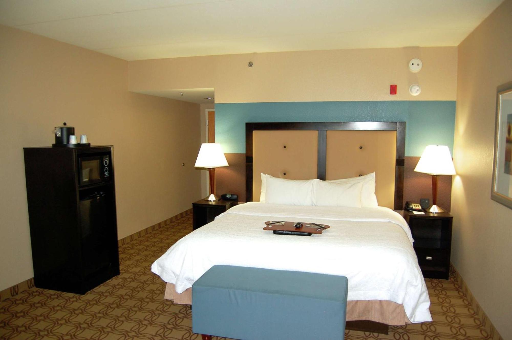 Hampton Inn & Suites Charlotte-Airport Dış mekan fotoğraf