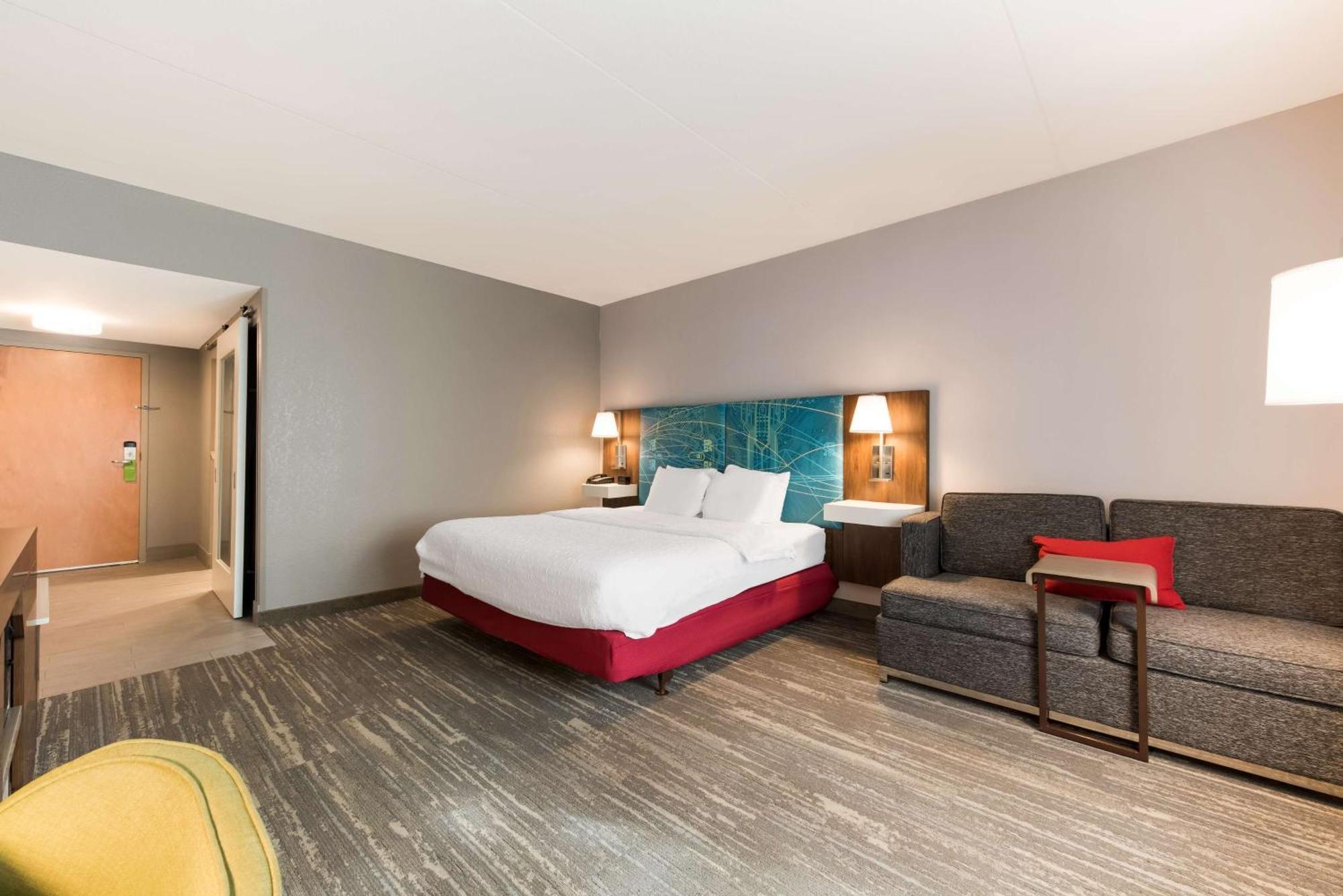 Hampton Inn & Suites Charlotte-Airport Dış mekan fotoğraf