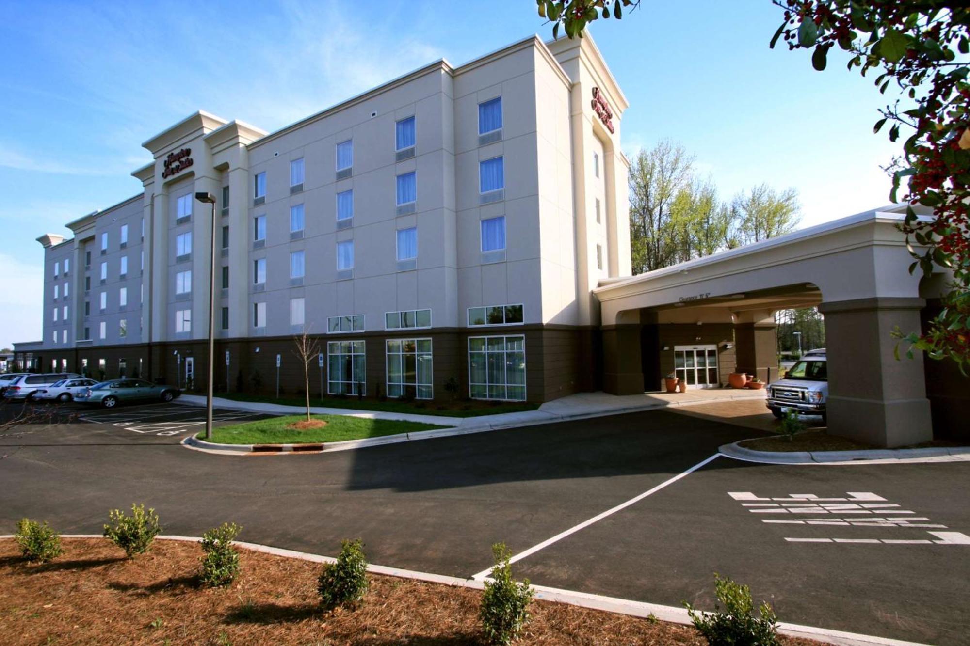 Hampton Inn & Suites Charlotte-Airport Dış mekan fotoğraf