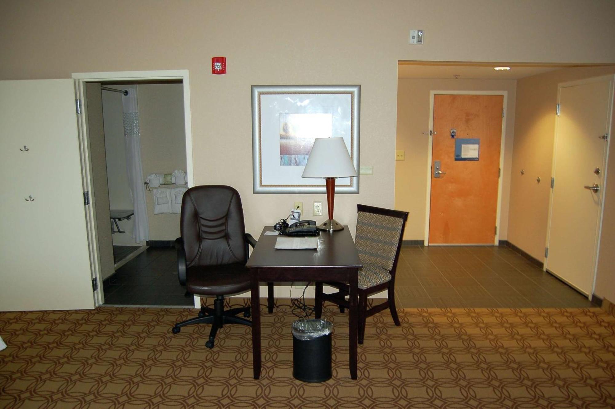 Hampton Inn & Suites Charlotte-Airport Dış mekan fotoğraf