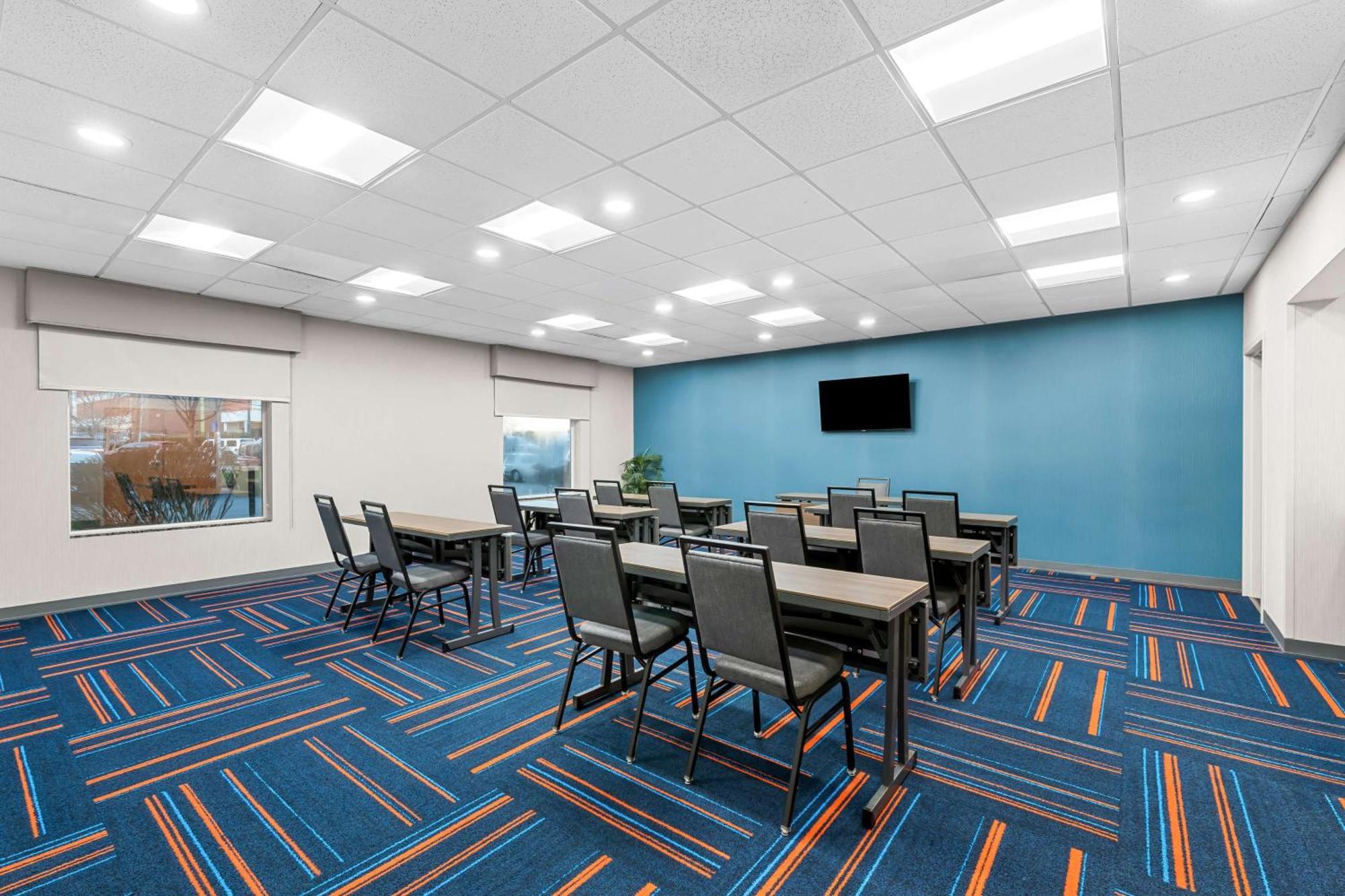 Hampton Inn & Suites Charlotte-Airport Dış mekan fotoğraf