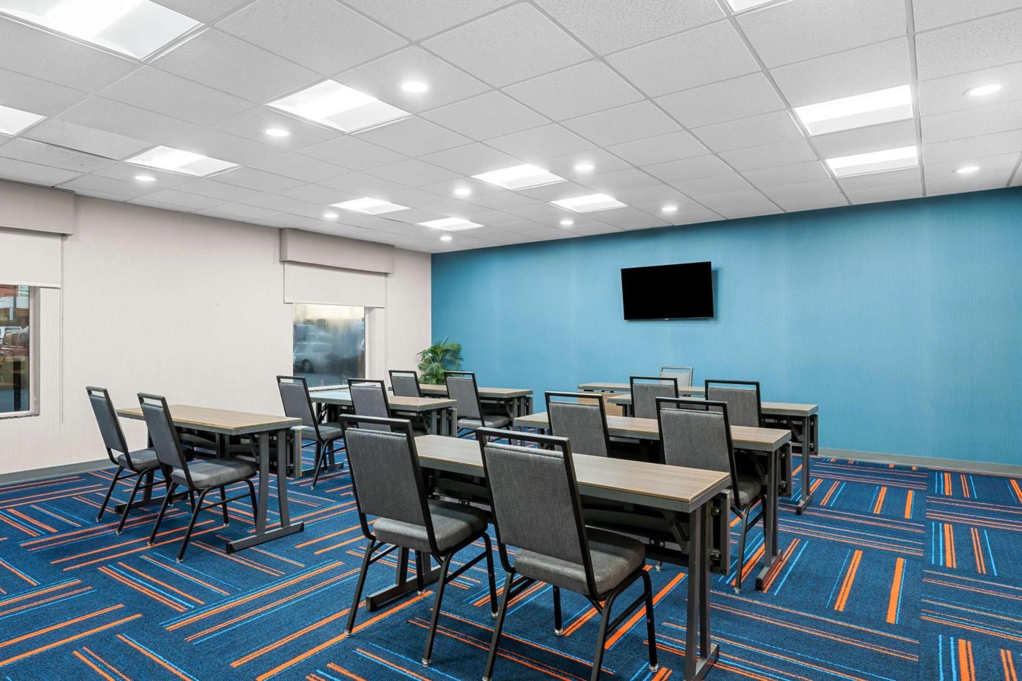 Hampton Inn & Suites Charlotte-Airport Dış mekan fotoğraf