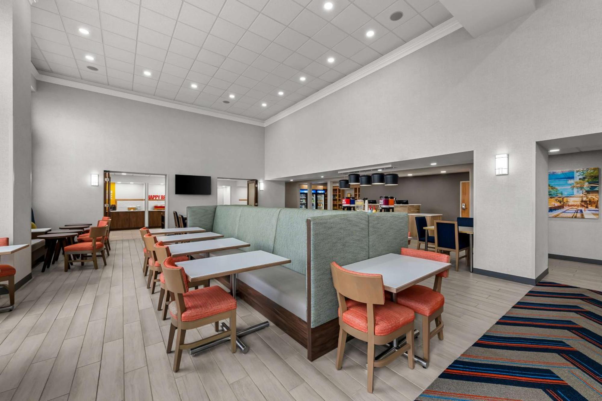 Hampton Inn & Suites Charlotte-Airport Dış mekan fotoğraf
