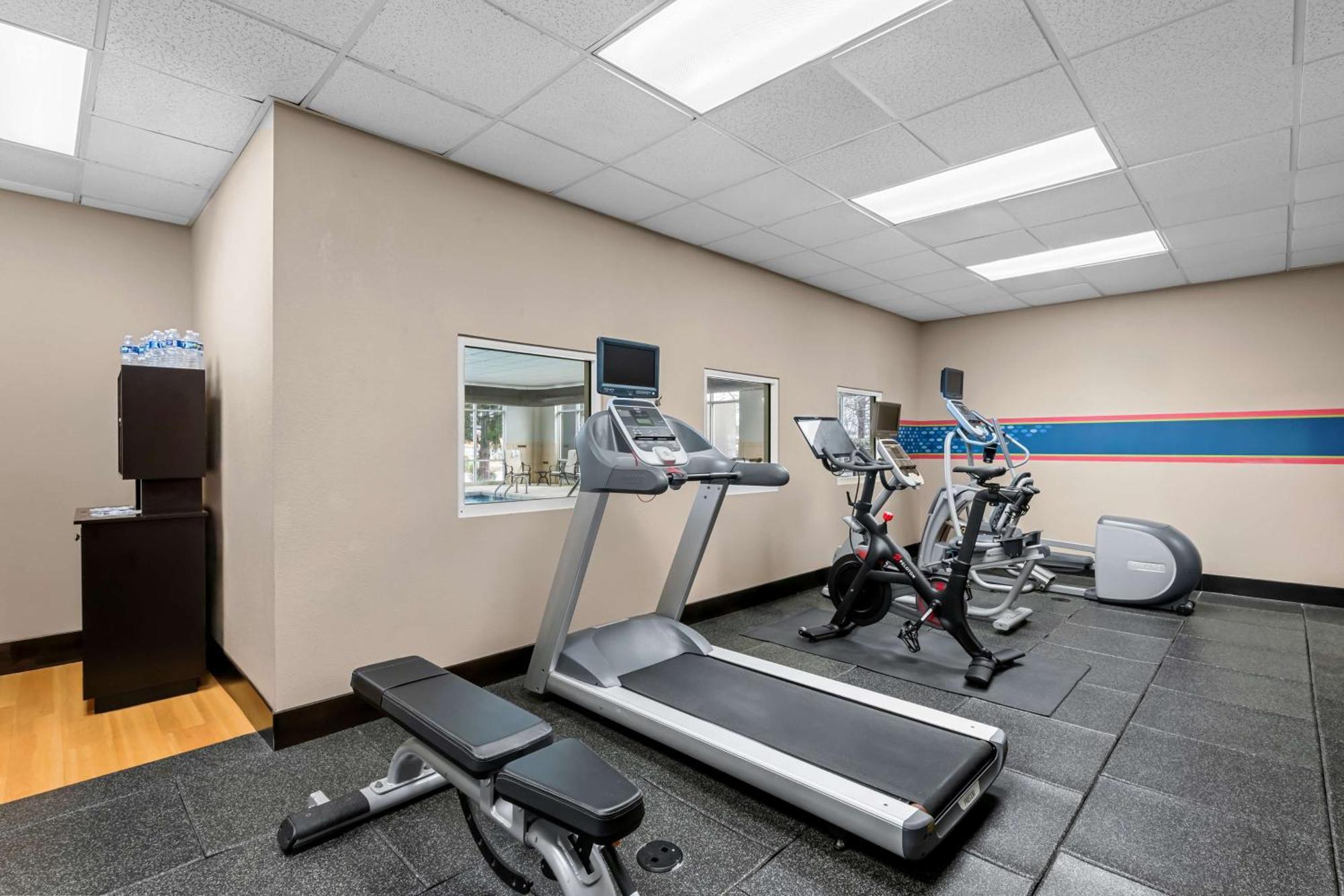 Hampton Inn & Suites Charlotte-Airport Dış mekan fotoğraf