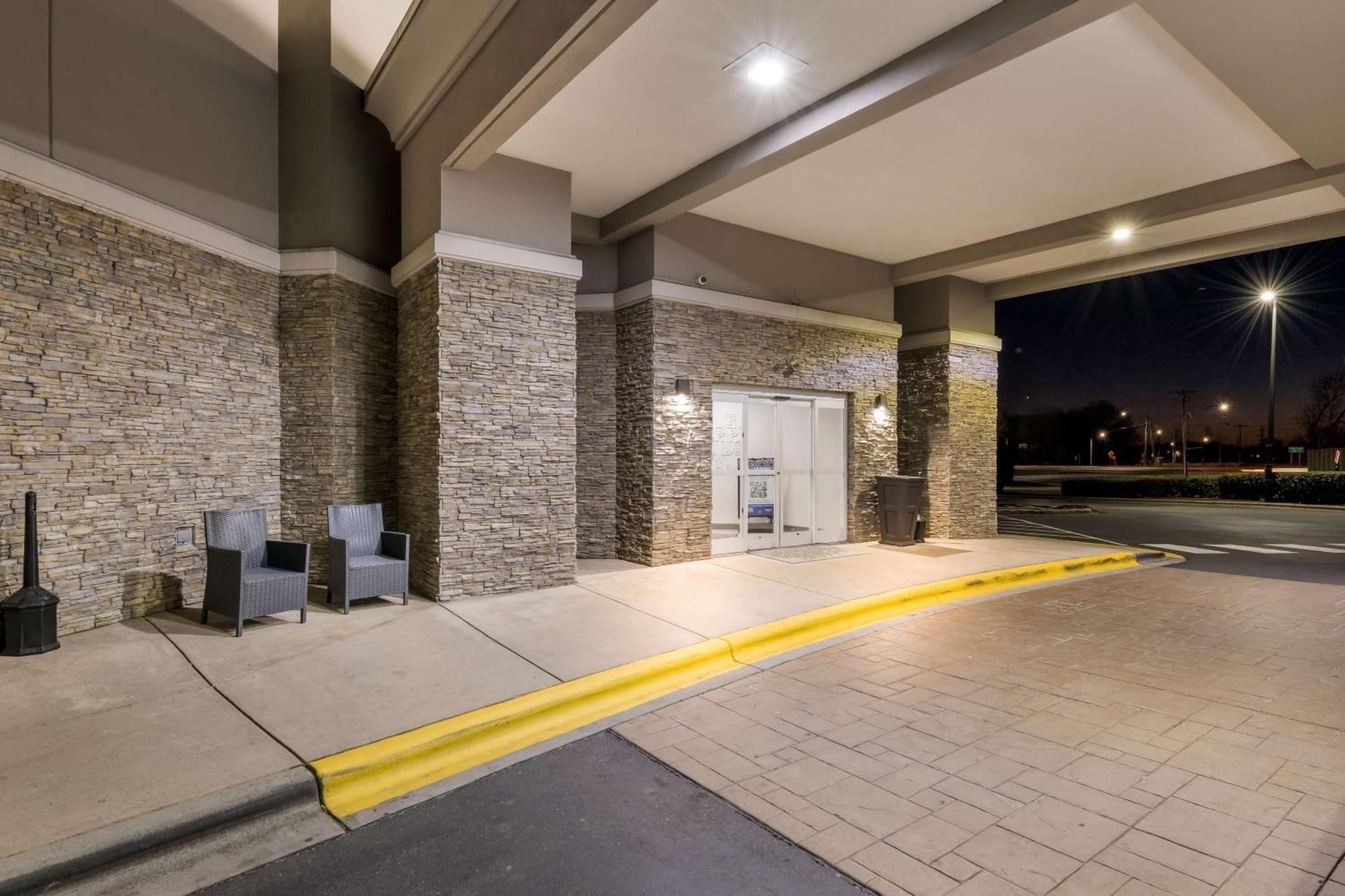 Hampton Inn & Suites Charlotte-Airport Dış mekan fotoğraf