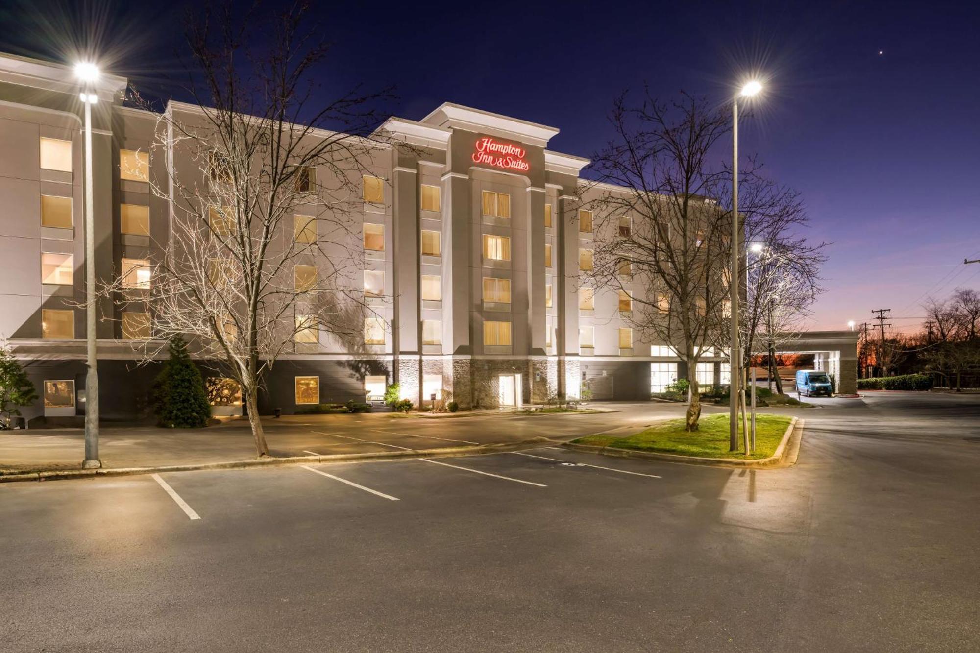 Hampton Inn & Suites Charlotte-Airport Dış mekan fotoğraf